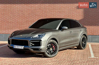 Позашляховик / Кросовер Porsche Cayenne Coupe 2021 в Одесі