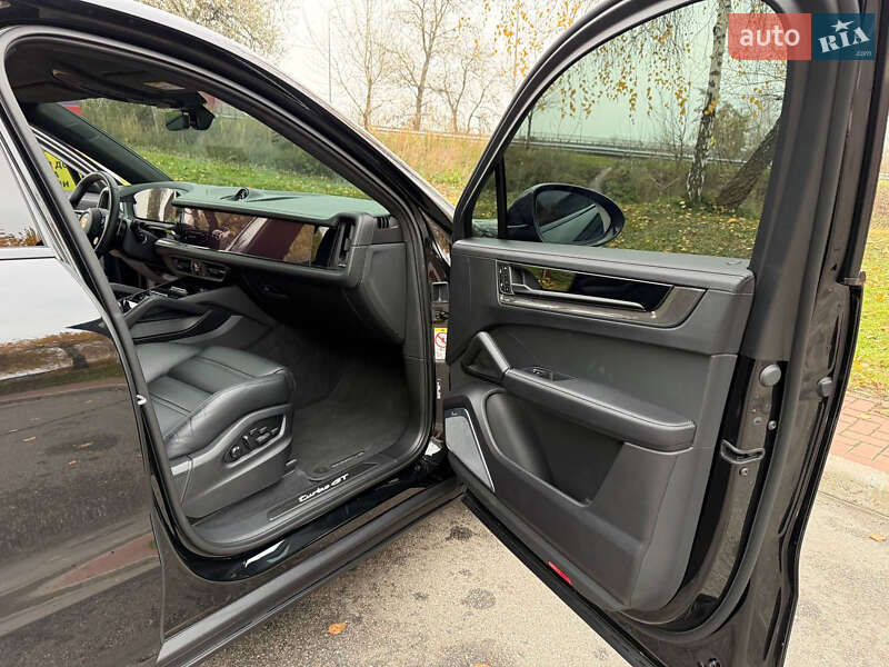 Внедорожник / Кроссовер Porsche Cayenne Coupe 2023 в Киеве фото 90 Внедорожник / Кроссовер Porsche Cayenne Coupe 2023 в Киеве