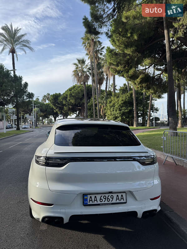 Позашляховик / Кросовер Porsche Cayenne Coupe 2022 в Києві