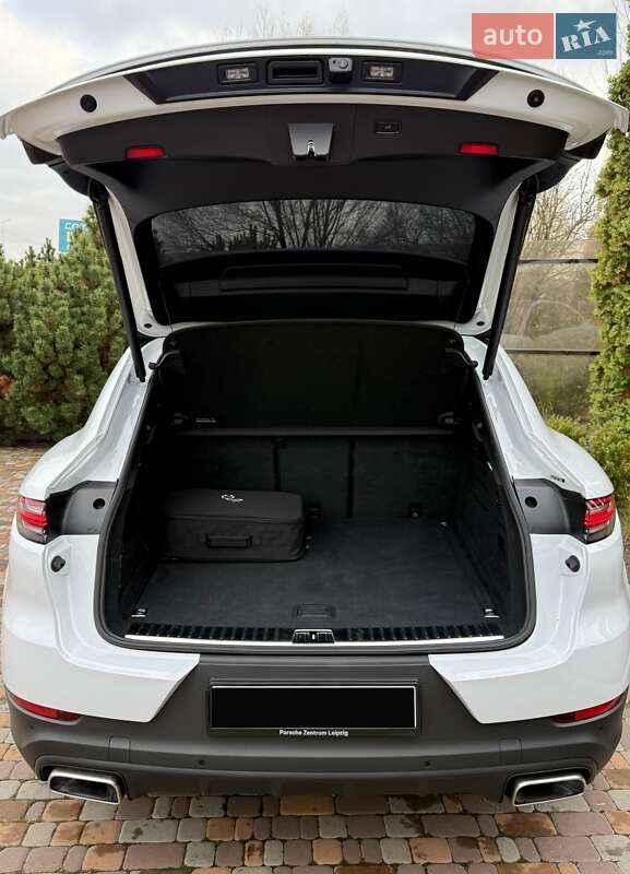 Позашляховик / Кросовер Porsche Cayenne Coupe 2022 в Києві