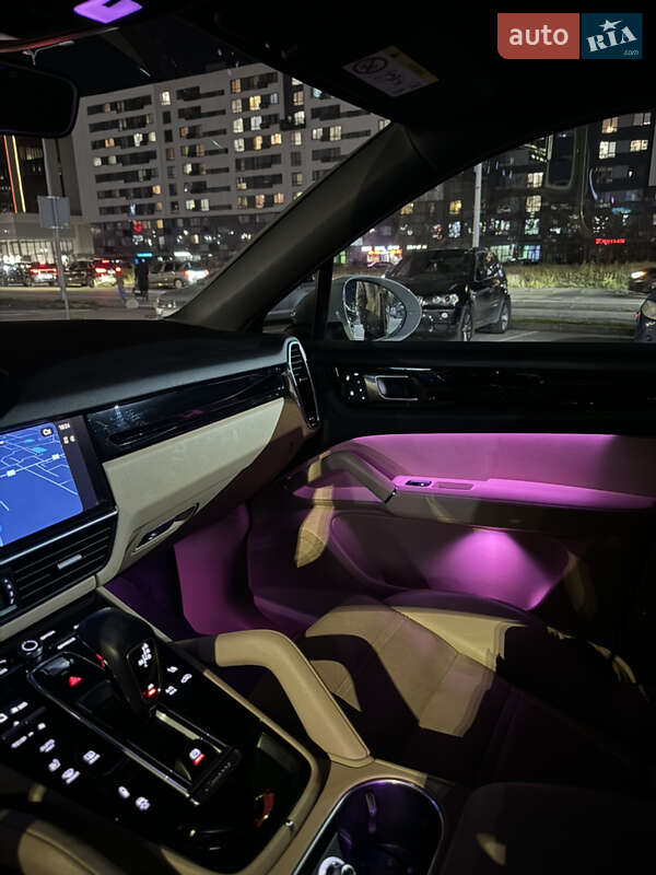 Позашляховик / Кросовер Porsche Cayenne Coupe 2021 в Львові