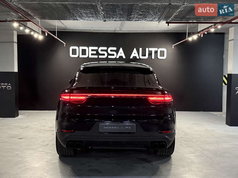 Позашляховик / Кросовер Porsche Cayenne Coupe 2021 в Одесі