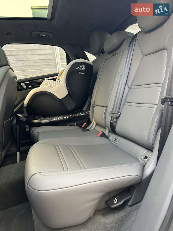 Позашляховик / Кросовер Porsche Cayenne Coupe 2022 в Києві