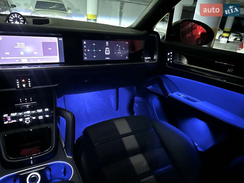 Позашляховик / Кросовер Porsche Cayenne Coupe 2024 в Києві фото 47 Позашляховик / Кросовер Porsche Cayenne Coupe 2024 в Києві