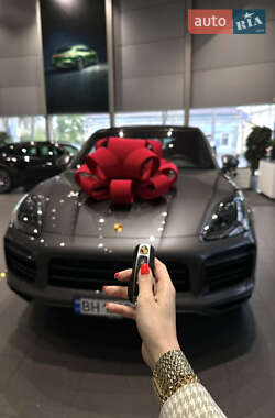 Позашляховик / Кросовер Porsche Cayenne Coupe 2022 в Одесі