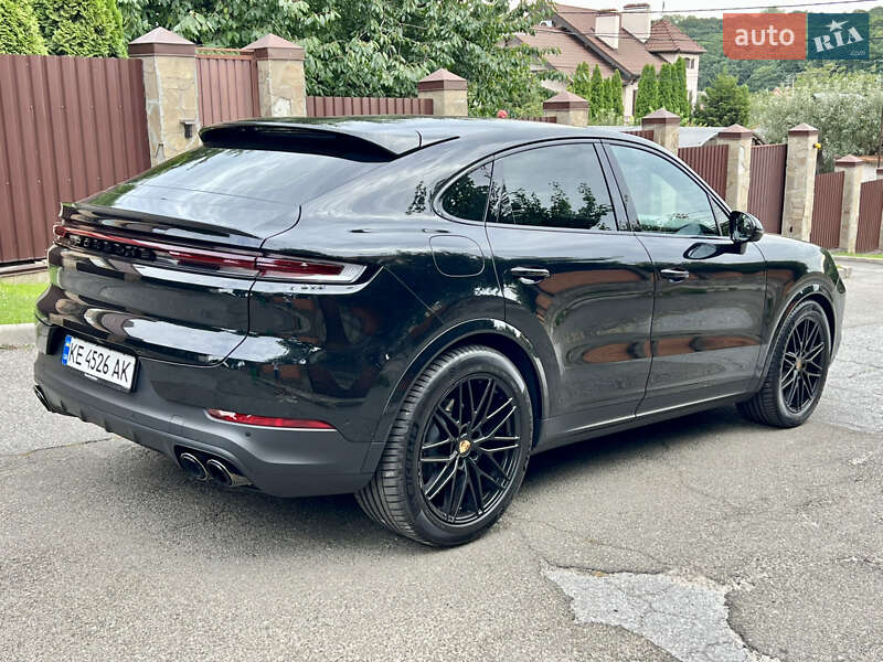 Внедорожник / Кроссовер Porsche Cayenne Coupe 2023 в Киеве фото 5 Внедорожник / Кроссовер Porsche Cayenne Coupe 2023 в Киеве