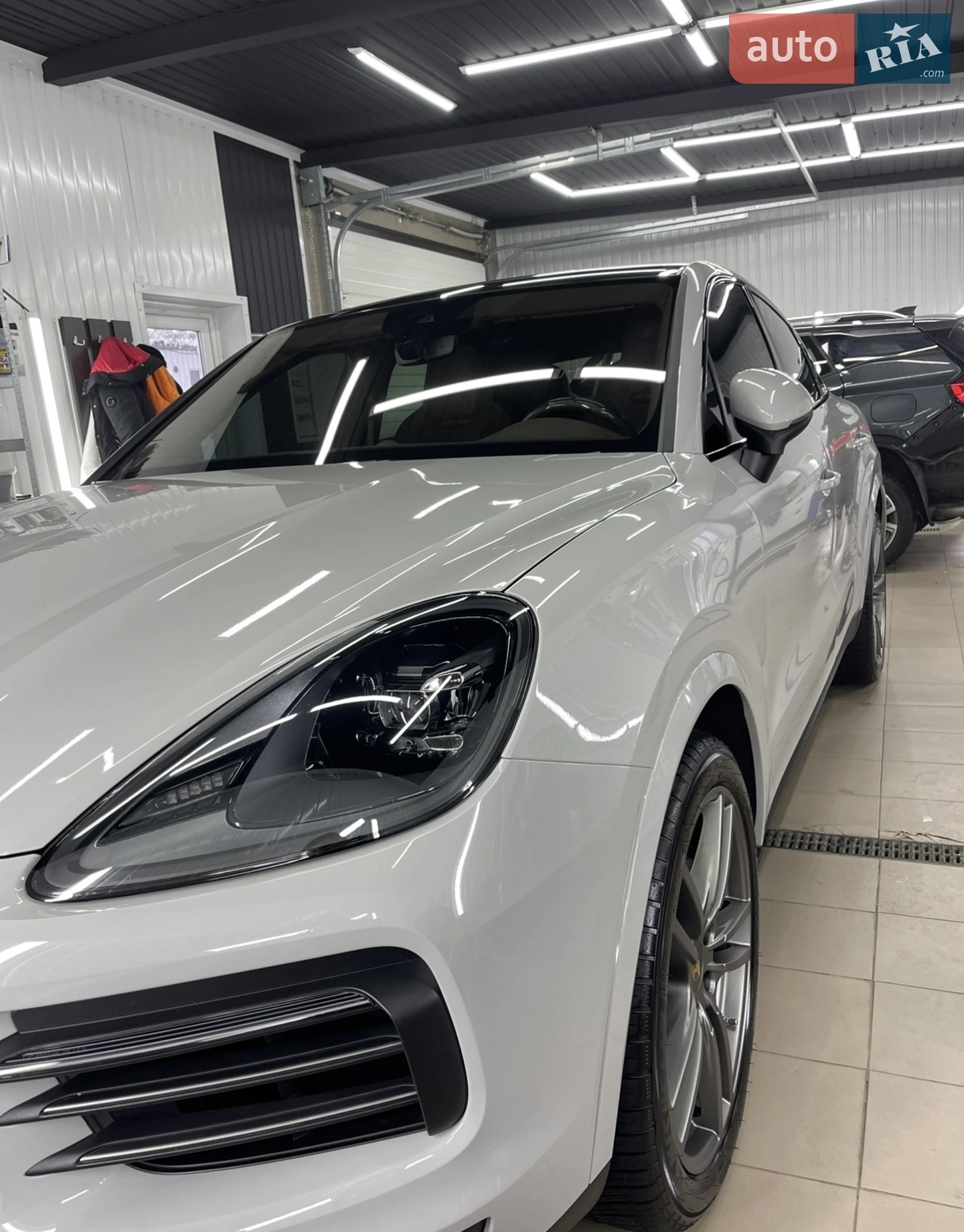 2023 Porsche Cayenne Coupe - мініатюра 4