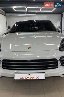 Внедорожник / Кроссовер Porsche Cayenne Coupe 2023 в Киеве
