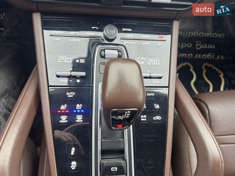 Внедорожник / Кроссовер Porsche Cayenne Coupe 2020 в Тернополе