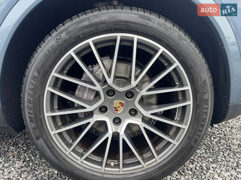 Внедорожник / Кроссовер Porsche Cayenne Coupe 2020 в Тернополе