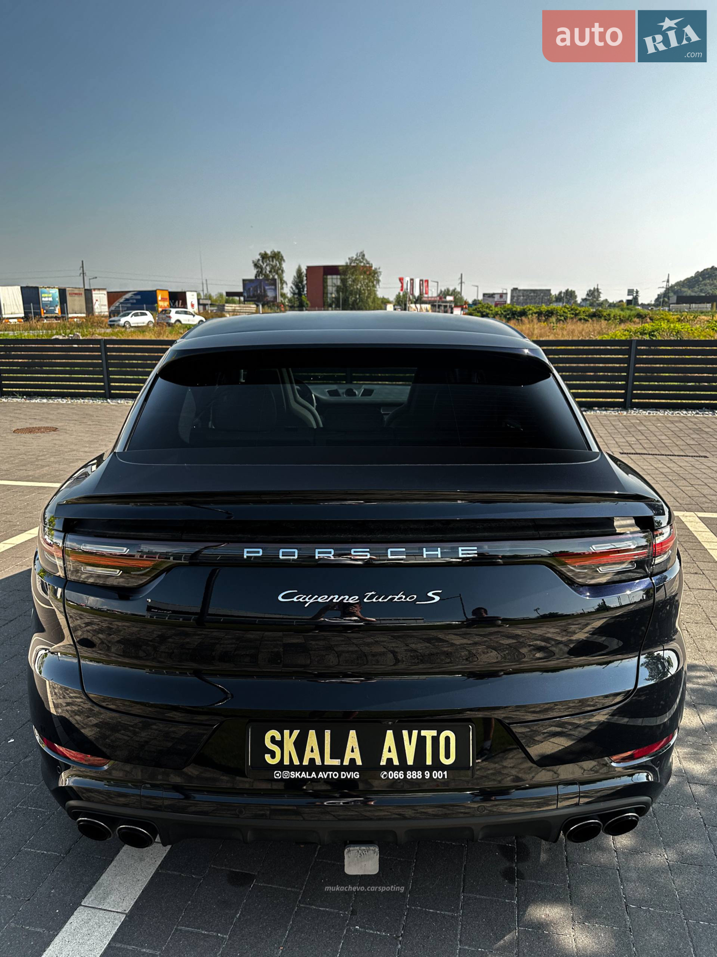 2021 Porsche Cayenne Coupe - мініатюра 5
