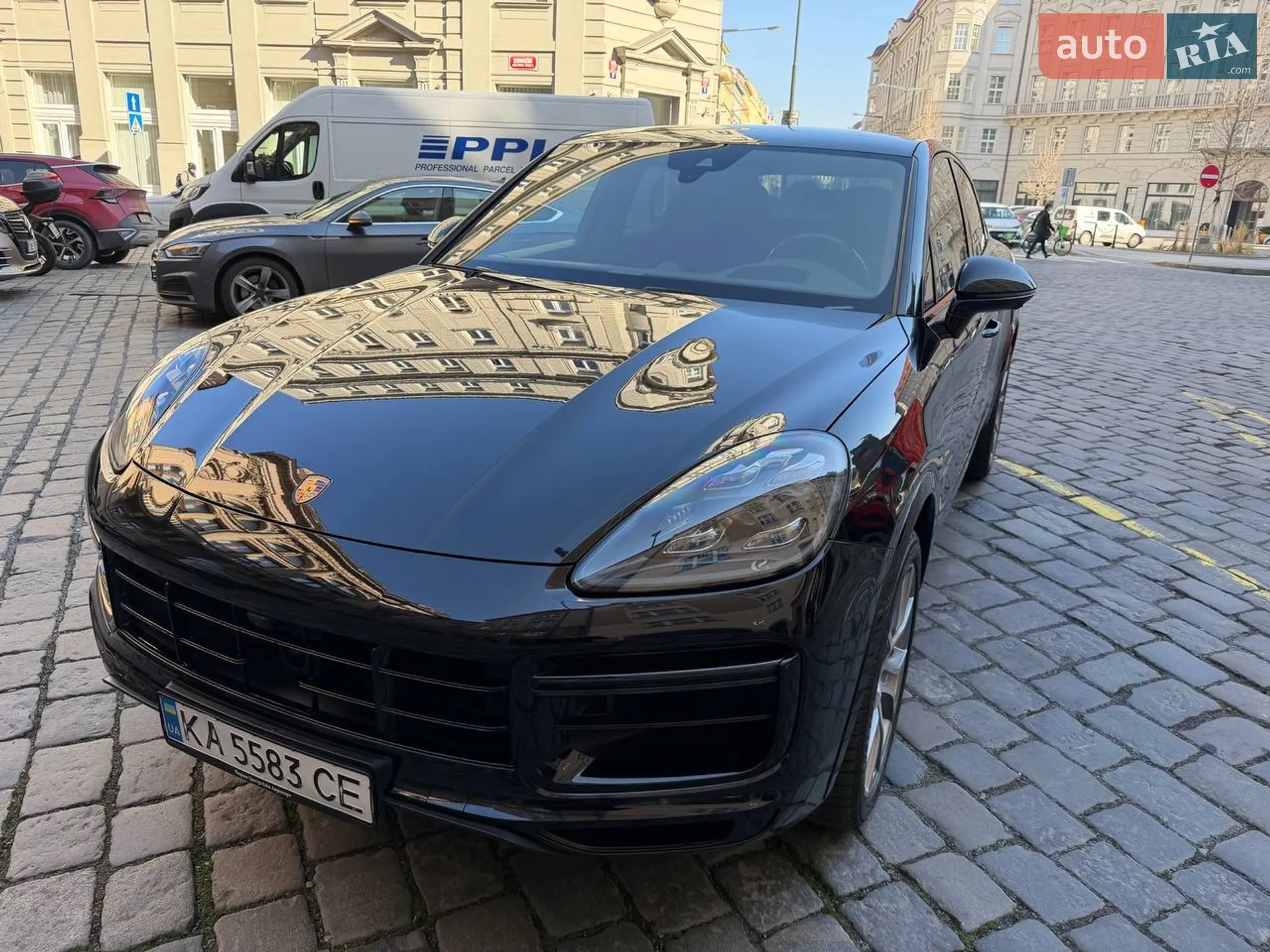 2020 Porsche Cayenne Coupe - мініатюра 2