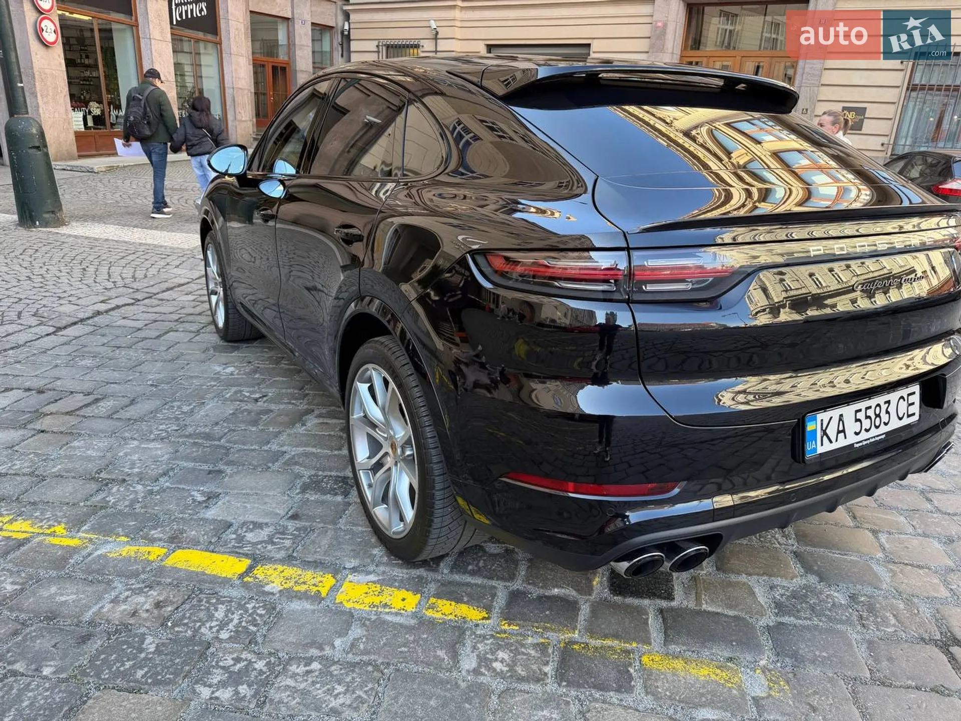 2020 Porsche Cayenne Coupe - мініатюра 6