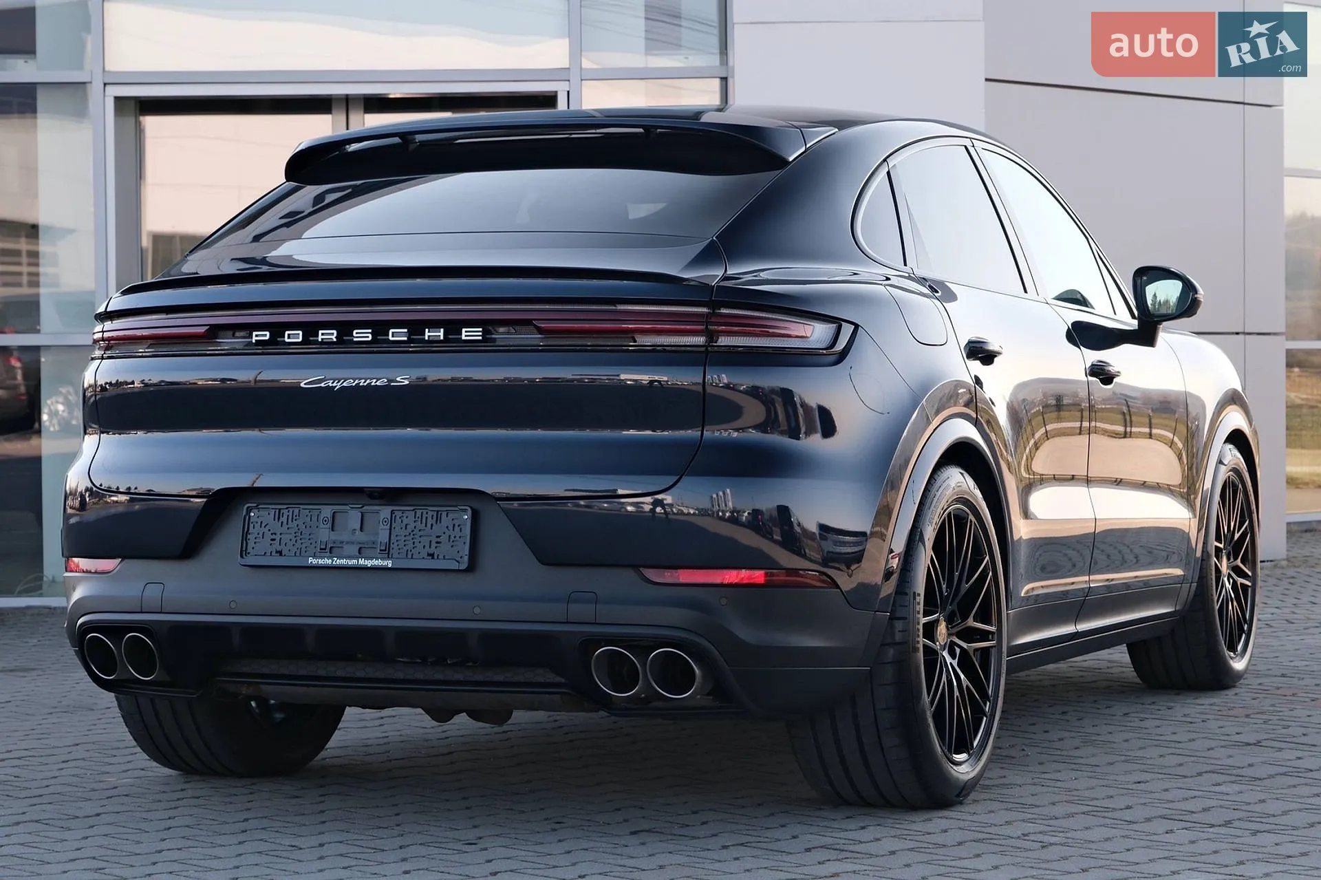 2024 Porsche Cayenne Coupe - мініатюра 4
