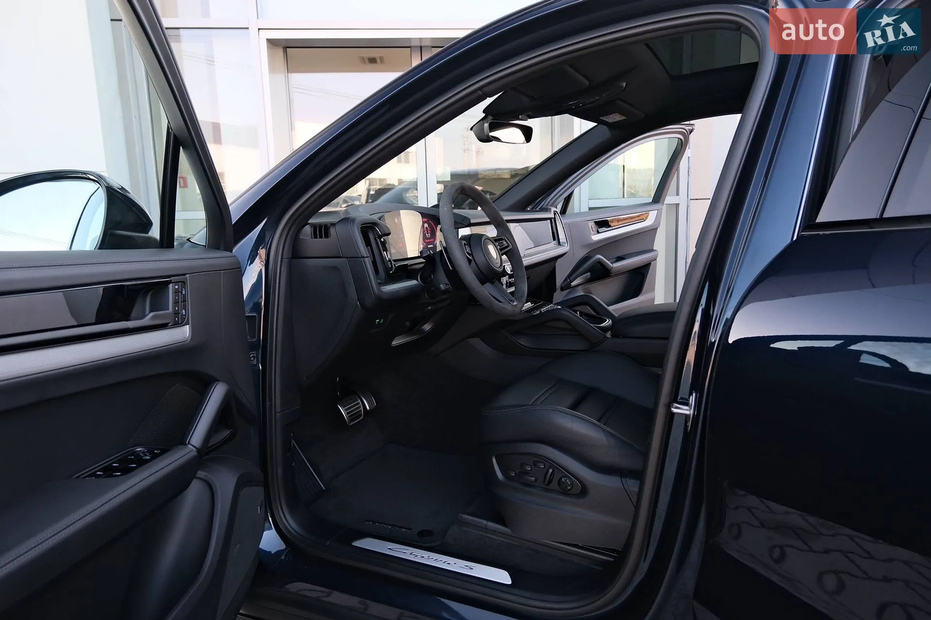 2024 Porsche Cayenne Coupe - мініатюра 31