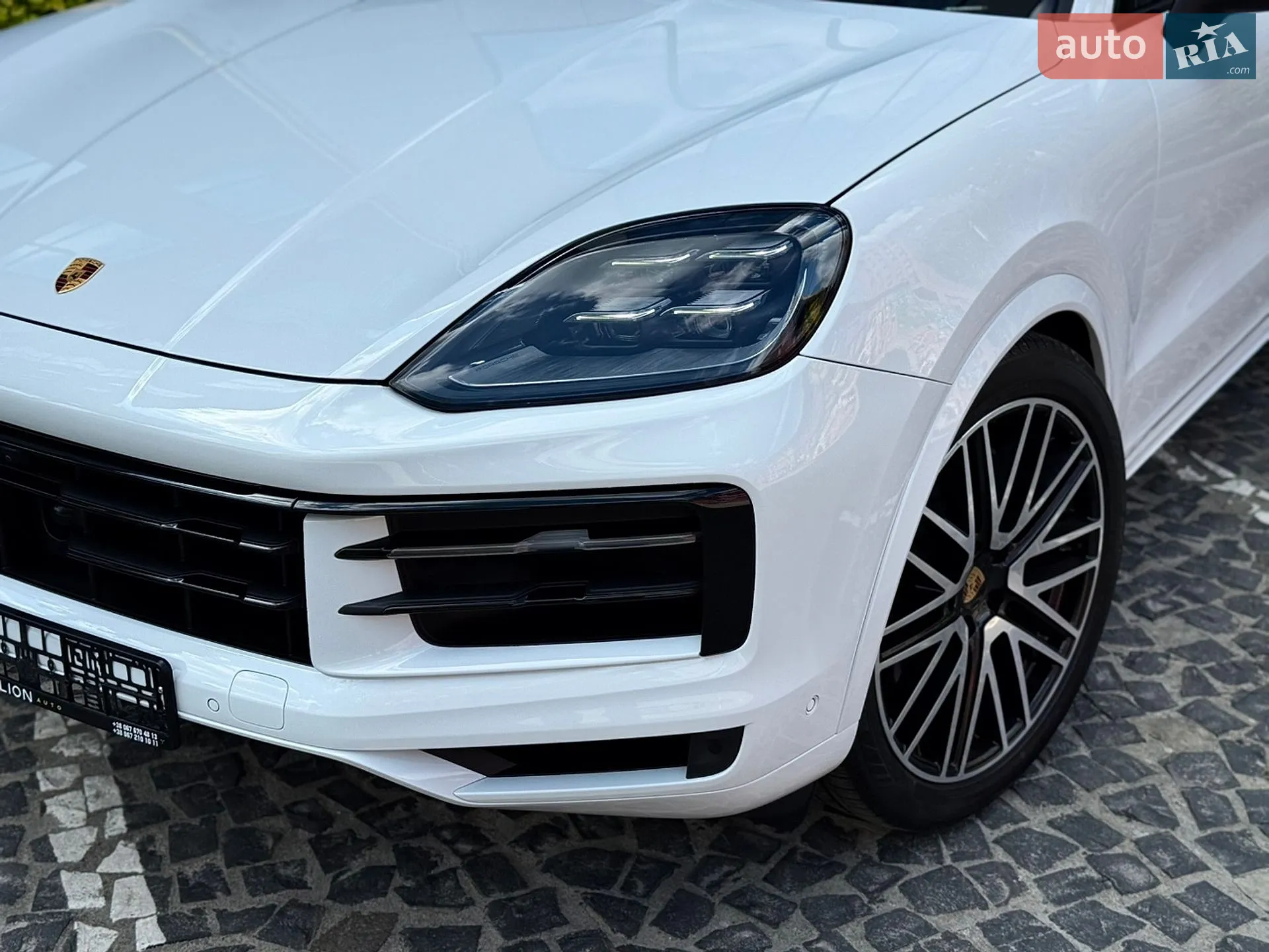 2024 Porsche Cayenne Coupe - мініатюра 3