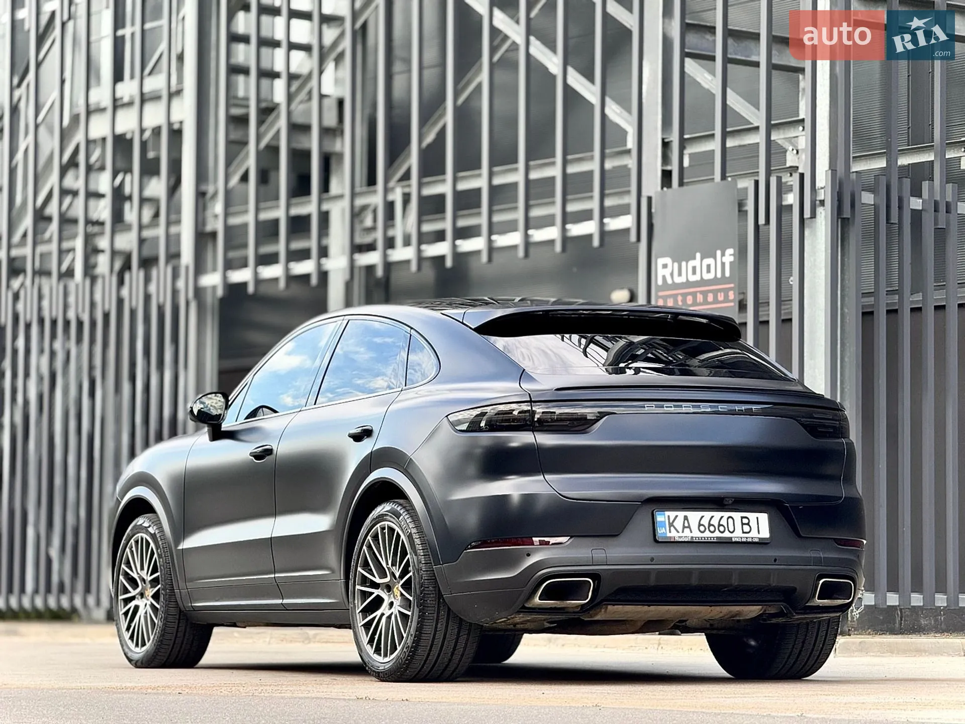 2019 Porsche Cayenne Coupe - мініатюра 2