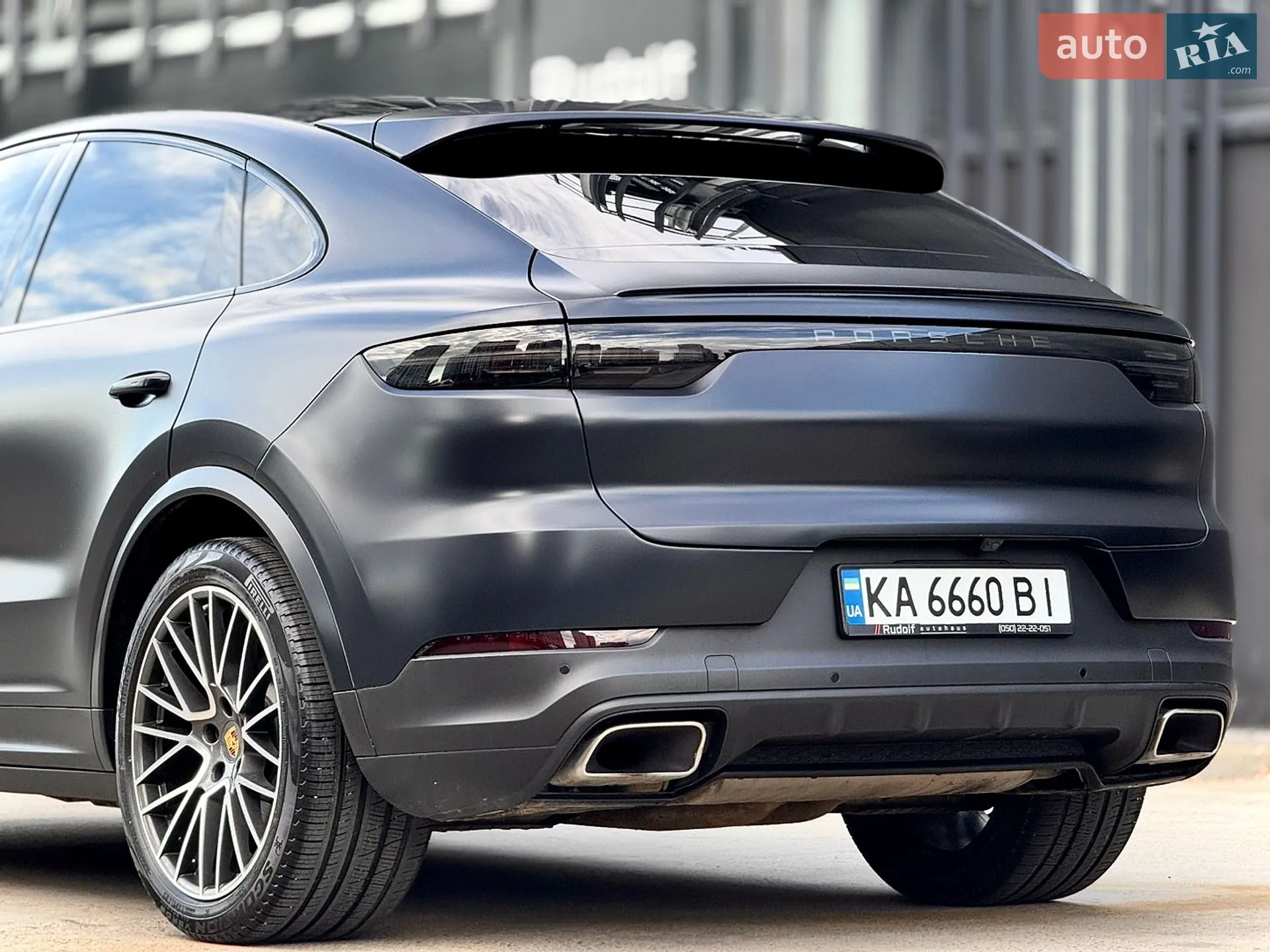 2019 Porsche Cayenne Coupe - мініатюра 12