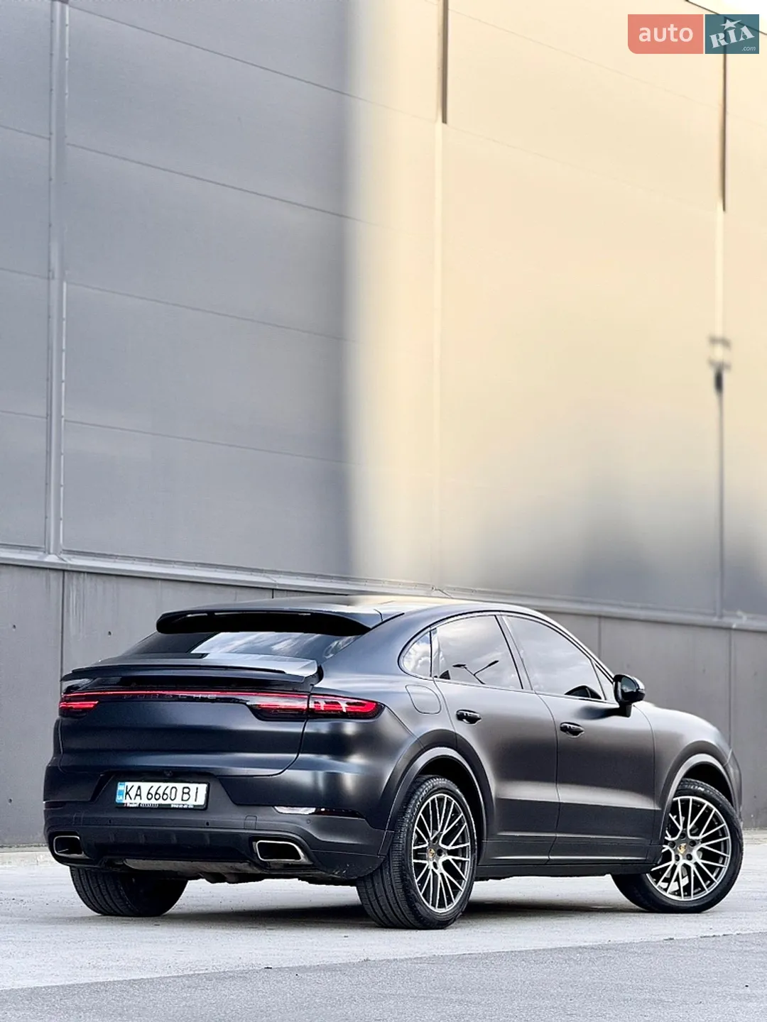 2019 Porsche Cayenne Coupe - мініатюра 25