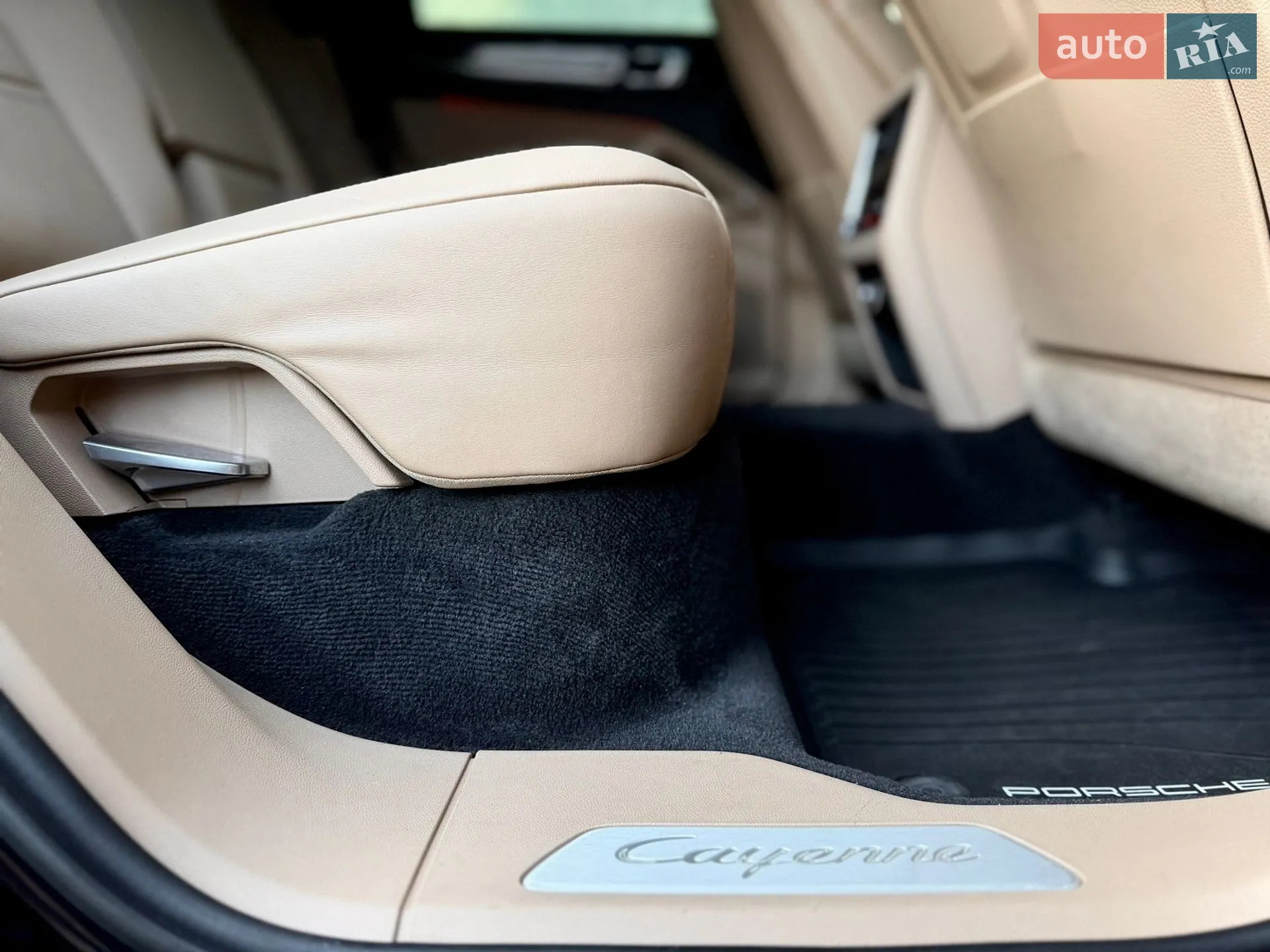 2019 Porsche Cayenne Coupe - мініатюра 47