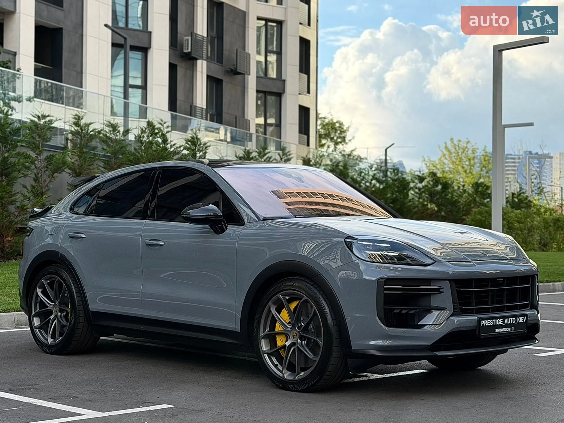 2023 Porsche Cayenne Coupe - мініатюра 17