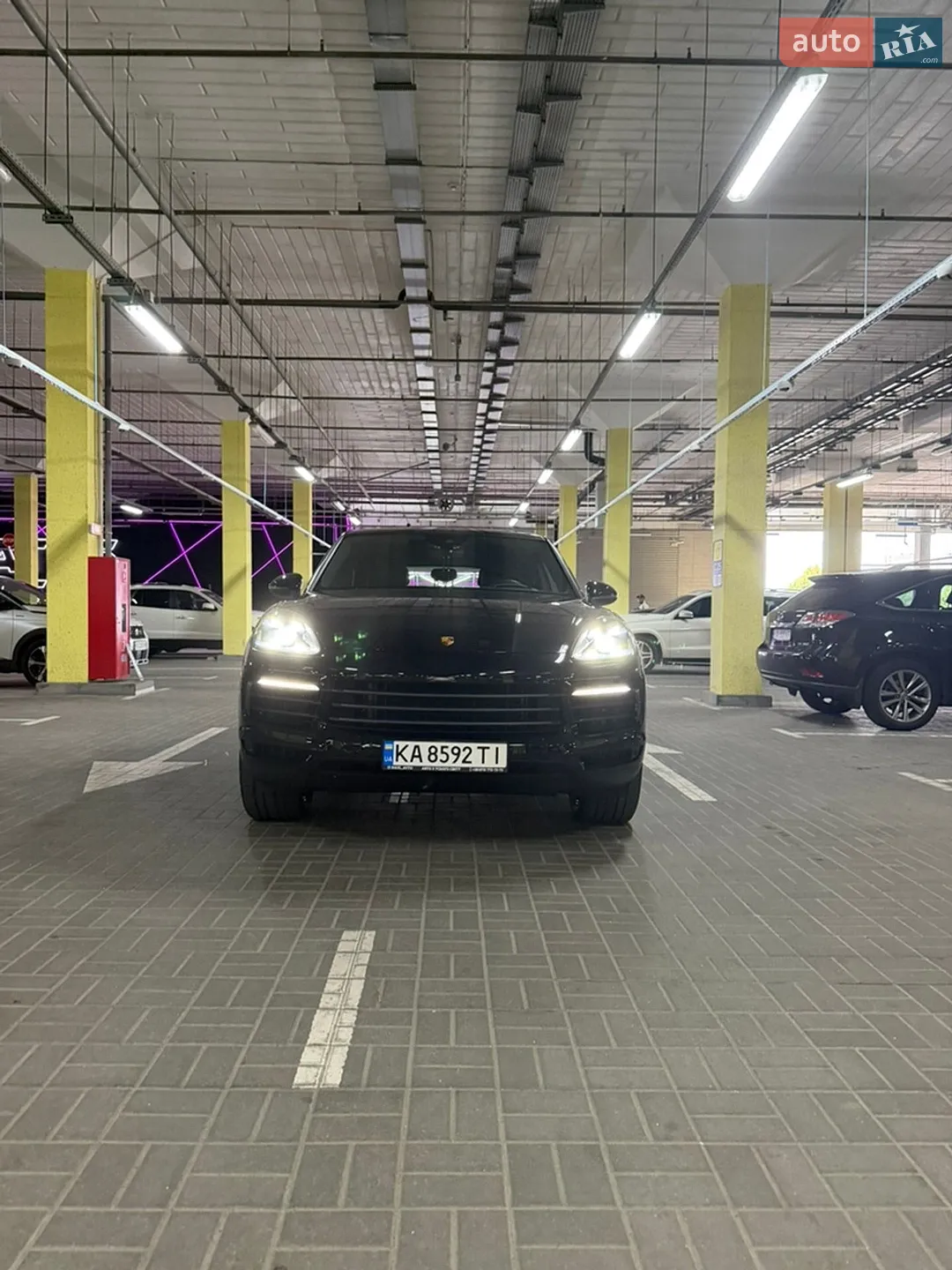 2022 Porsche Cayenne Coupe - мініатюра 2