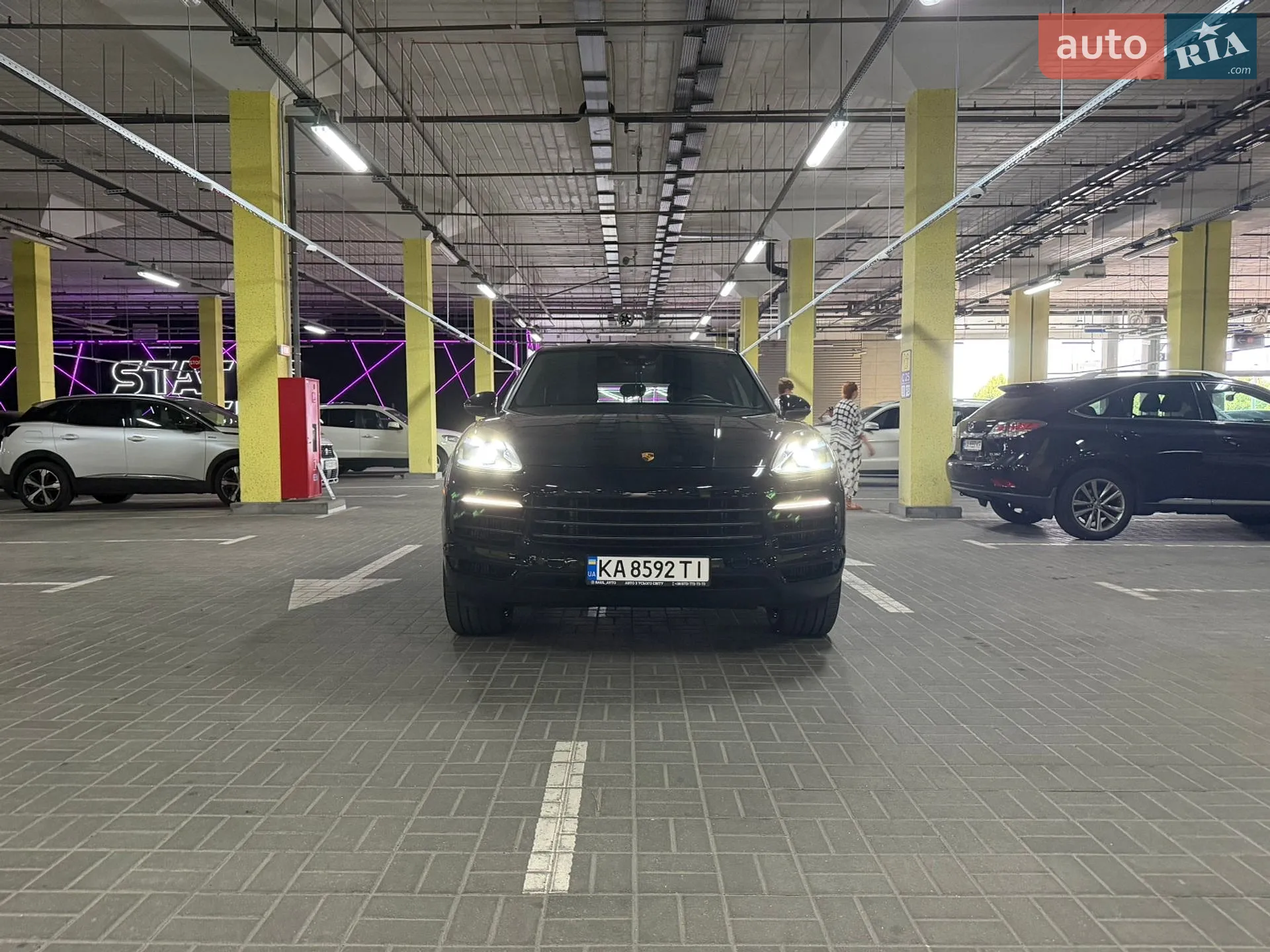 2022 Porsche Cayenne Coupe - мініатюра 3