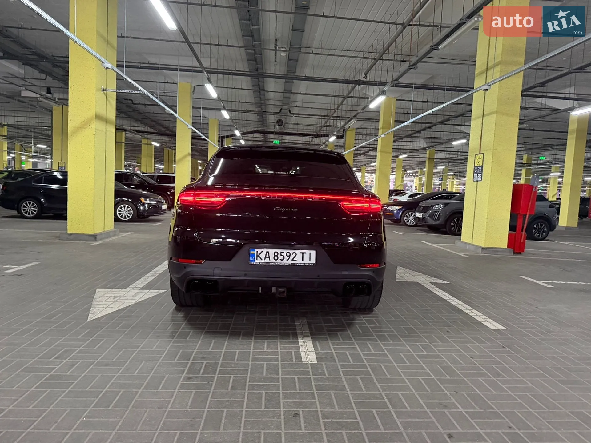 2022 Porsche Cayenne Coupe - мініатюра 19