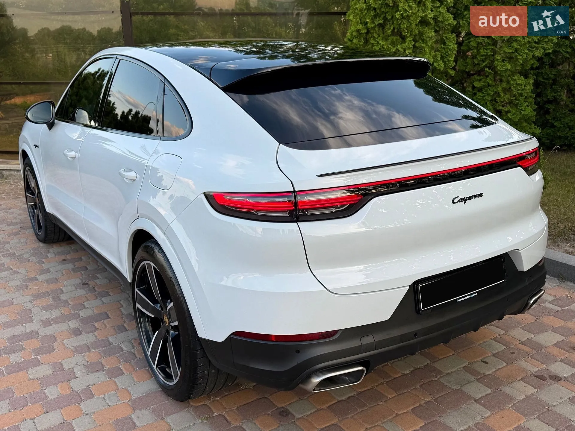 2022 Porsche Cayenne Coupe - мініатюра 8