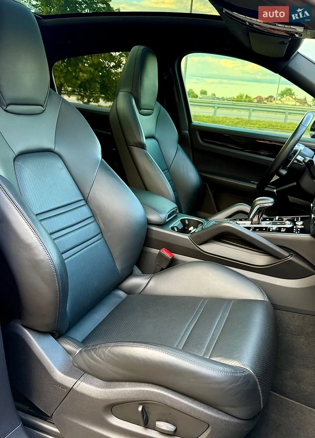 2022 Porsche Cayenne Coupe - мініатюра 25