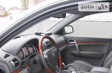 Внедорожник / Кроссовер Porsche Cayenne 2003 в 
