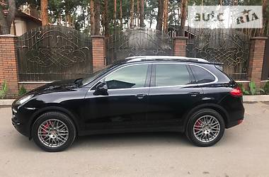 Внедорожник / Кроссовер Porsche Cayenne 2011 в Киеве