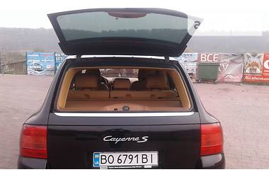 Внедорожник / Кроссовер Porsche Cayenne 2004 в Теребовле