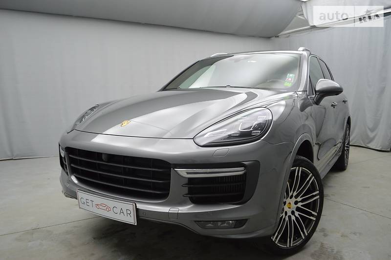 Porsche Cayenne 2015 года