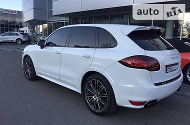 Внедорожник / Кроссовер Porsche Cayenne 2012 в Днепре