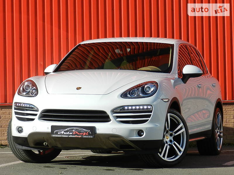 Porsche Cayenne 2014 року
