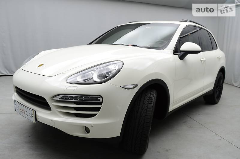 Porsche Cayenne 2010 року