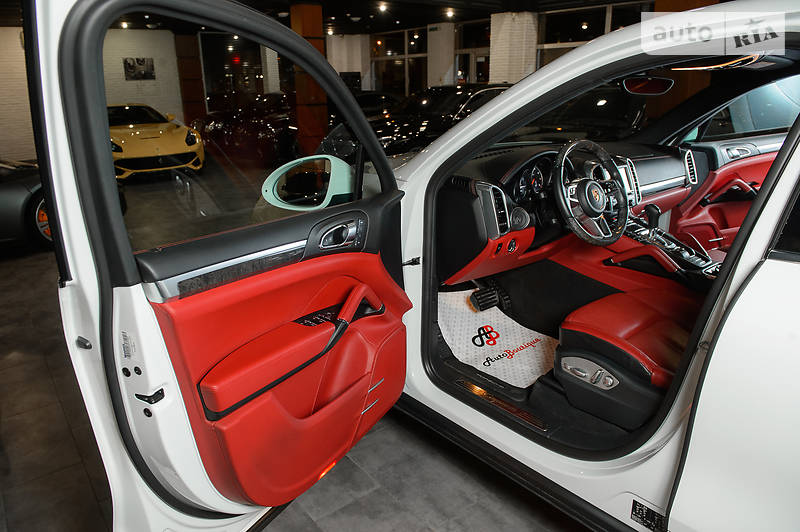 Позашляховик / Кросовер Porsche Cayenne 2016 в Одесі фото 15 Позашляховик / Кросовер Porsche Cayenne 2016 в Одесі