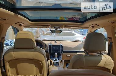 Позашляховик / Кросовер Porsche Cayenne 2017 в 