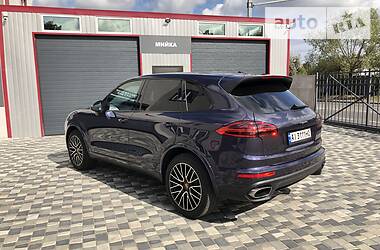 Внедорожник / Кроссовер Porsche Cayenne 2017 в Киеве