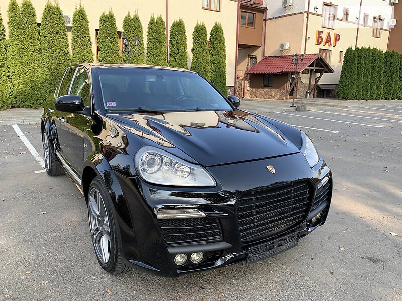 Внедорожник / Кроссовер Porsche Cayenne 2004 в 