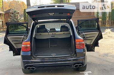 Внедорожник / Кроссовер Porsche Cayenne 2004 в 