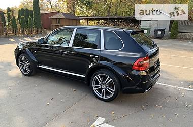 Внедорожник / Кроссовер Porsche Cayenne 2004 в 