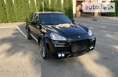 Внедорожник / Кроссовер Porsche Cayenne 2004 в 