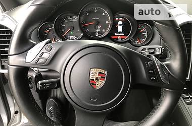 Позашляховик / Кросовер Porsche Cayenne 2013 в Тернополі