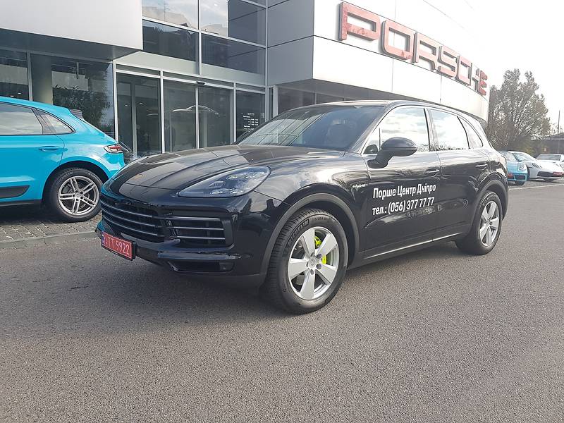 Внедорожник / Кроссовер Porsche Cayenne 2018 в Днепре