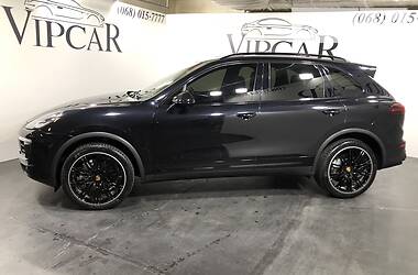 Внедорожник / Кроссовер Porsche Cayenne 2017 в 