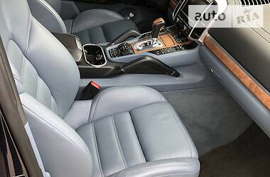 Внедорожник / Кроссовер Porsche Cayenne 2011 в 