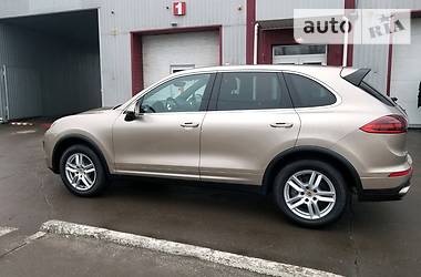 Позашляховик / Кросовер Porsche Cayenne 2015 в Полтаві
