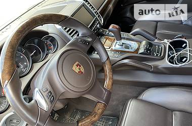 Позашляховик / Кросовер Porsche Cayenne 2013 в 